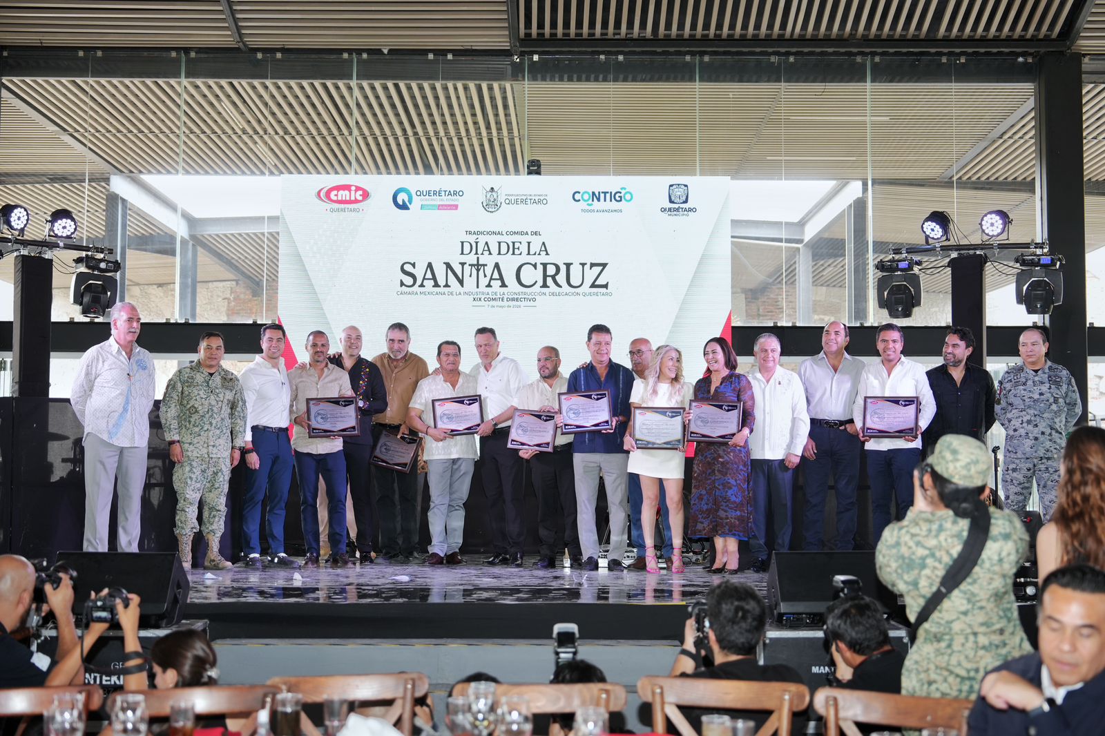 Reconoce Felifer Macías aportación de la industria de la construcción al desarrollo de Querétaro